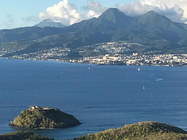 Апартаменты Bay View Martinique Лез-Анс-д'Арле Экстерьер фото